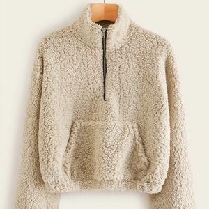Fluffy Teddy Sweatshirt Half Zip